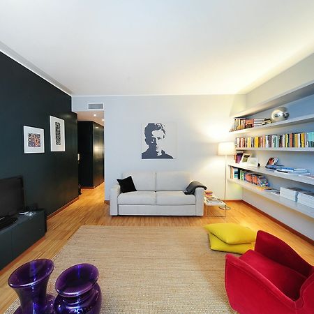 Urban District Apartments - Milan Isola Exclusive 1Br ภายนอก รูปภาพ